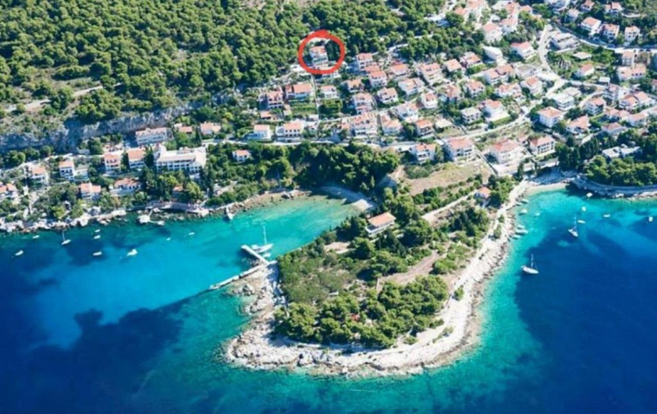 Ad Hvar Apartamento *