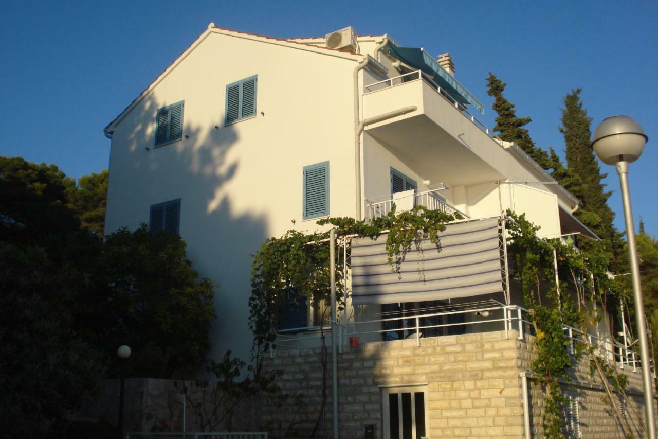 Ad Hvar Apartamento *